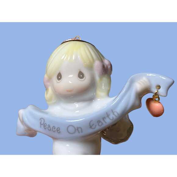 Avon Precious Moments Peace on Earth  Angel Ornament - Picture 3 of 11